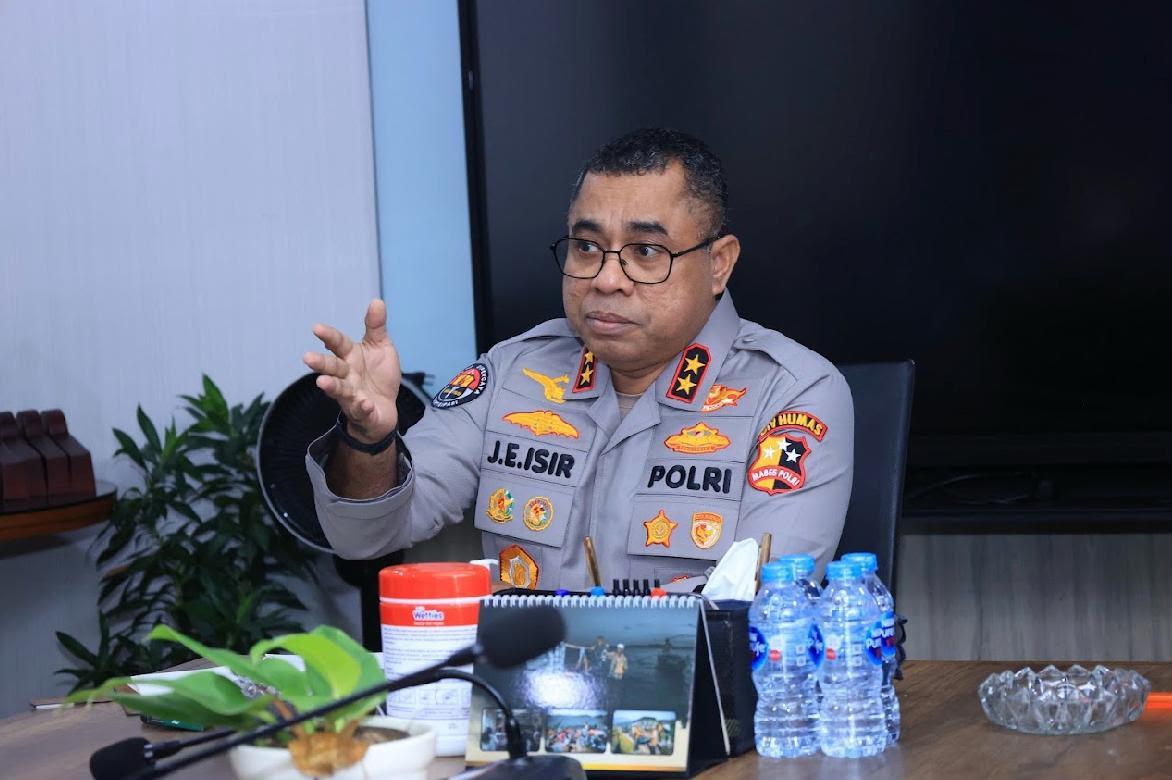 Kadiv Humas Polri Irjen Pol Johnny Eddizon Isir