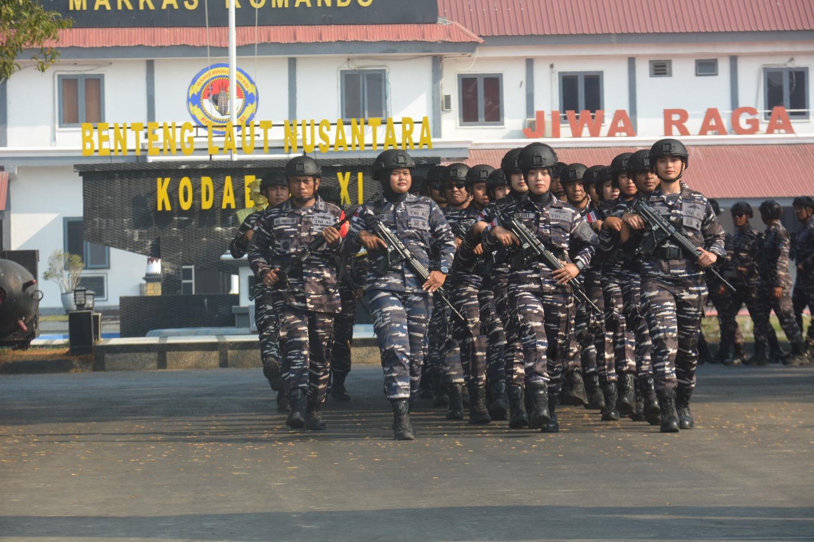 Tempuh Medan Latihan dPrajurit Kodaeral XI Uji Ketahanan Fisik dan Mental