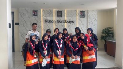 Rutan Kelas I Surabaya menerima kunjungan edukasi dari SMP Islam Terpadu Al Ibrah Gresik