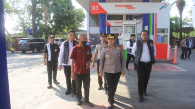 Kapolres Probolinggo Cek SPBU, Pastikan Pelayanan Tertib dan Stok BBM Tersedia