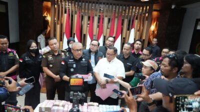 Penyidikan dugaan pungli dalam proses penerbitan perizinan di lingkungan Dinas ESDM Provinsi Jawa Timur terus dikembangkan Kejati Jatim