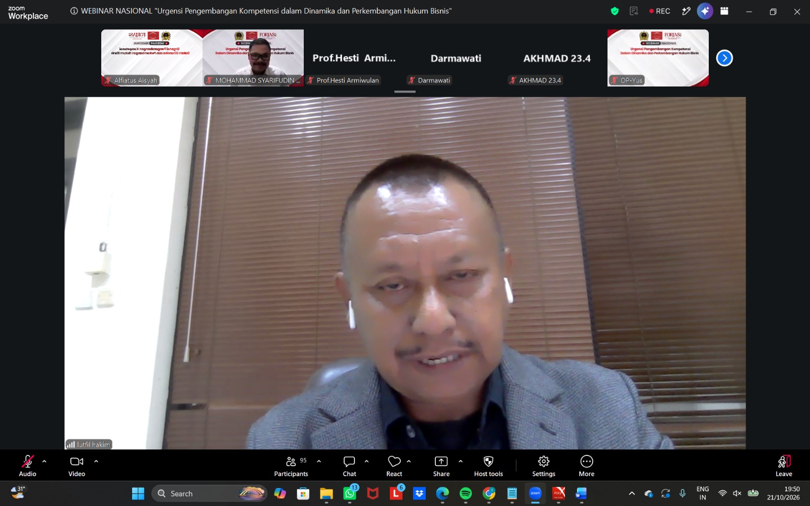 Webinar LKHAI Diikuti Hampir 200 Peserta, Kompetensi Hukum Bisnis Jadi Sorotan