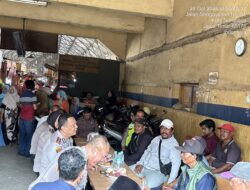 Cangkrukan Kamtibmas, Kapolres Pelabuhan Tanjung Perak Serap Aspirasi Pekerja Pasar Pabean