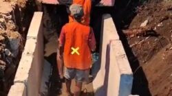 Mengejar Target | Menggilas Hak Publik: Proyek Pedestrian dan Saluran Jl Ngalik-KAZA Sisi Utara  Diduga Sengkarut, Mana Hati Nurani Pelaksana dan Pengawas?