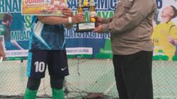 Perkuat Ukhuwah Lewat Olahraga, Semarakkan Milad Muhammadiyah: PCM Bubutan Raih Juara 2 Turnamen Futsal Cup